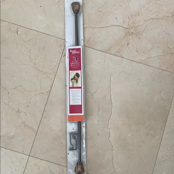 Drapery rod set 28-48 inch NWT
